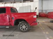 ✅ 2017 Toyota Tundra Platinum • VIN: 5TFAY5F17HX645581 • Lot: 43181963. Wystawiony na IAAI z przebiegiem 89 674 mil. Bezpłatny archiwum sprzedaży aukcyjnych z USA i szczegółowy raport historii pojazdu na DreamBid. Zdjęcie 6.