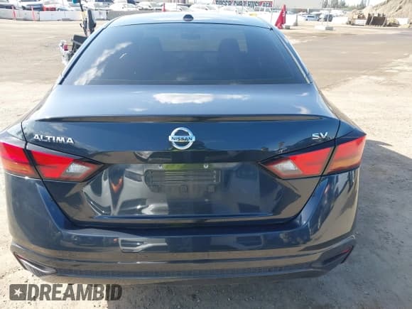✅ 2022 Nissan Altima SV • VIN: 1N4BL4DV2NN367074 • Lot: 41936083. Wystawiony na IAAI z przebiegiem 34 878 mil. Bezpłatny archiwum sprzedaży aukcyjnych z USA i szczegółowy raport historii pojazdu na DreamBid. Zdjęcie 16.
