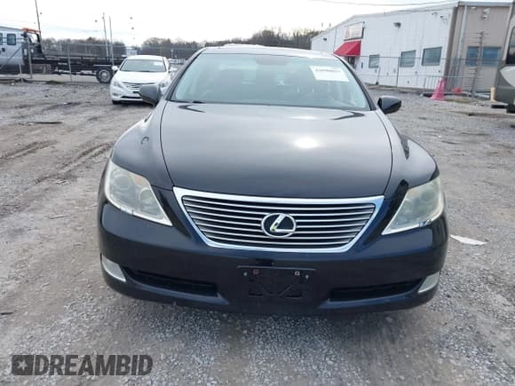 ✅ 2008 Lexus LS 460 • VIN: JTHBL46F385061102 • Lot: 43890893. Listed on IAAI with 147,892 mi. Free auction sales archive from the USA and detailed vehicle history report at DreamBid. Image 13.