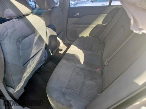 ✅ 2010 Ford Fusion SE • VIN: 3FAHP0HA2AR355545 • Lot: 85290145. Listed on Copart with 197,261 mi. Free auction sales archive from the USA and detailed vehicle history report at DreamBid. Image 10.