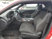 ✅ 2016 Dodge Challenger SXT • VIN: 2C3CDZAG9GH296907 • Lot: 82202725. Wystawiony na Copart z przebiegiem 125 822 mil. Bezpłatny archiwum sprzedaży aukcyjnych z USA i szczegółowy raport historii pojazdu na DreamBid. Zdjęcie 7.