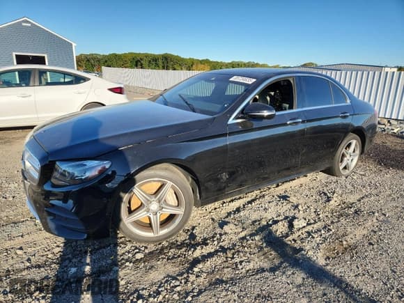 ✅ 2017 Mercedes-Benz E 300 Luxury • VIN: WDDZF4KBXHA026791 • Lot: 85734635. Listed on Copart with Not provided. Free auction sales archive from the USA and detailed vehicle history report at DreamBid. Image 1.