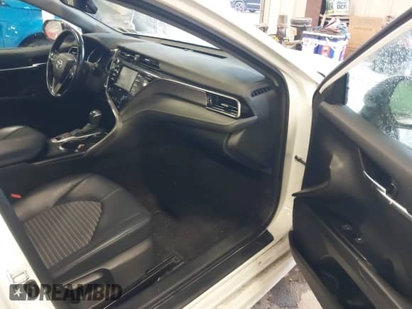 2020 Toyota Camry SE with VIN 4T1M11BK7LU001982, listed as a IAAI auction lot 43384048 with 80,736 mi miles and . Bid and sale history available at DreamBid. Image 5.