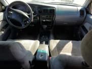 ✅ 1998 Toyota 4Runner SR5 • VIN: JT3GN86R7W0058978 • Лот: 84473385. Опубликован ранее на Copart с пробегом 306 111 миль. Бесплатный доступ к архиву аукционных продаж из США и подробный отчёт об истории автомобиля на DreamBid. Изображение 8.