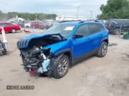 ✅ 2022 Jeep Cherokee Trailhawk • VIN: 1C4PJMBX2ND522285 • Lot: 43137451. Wystawiony na IAAI z przebiegiem 14 205 mil. Bezpłatny archiwum sprzedaży aukcyjnych z USA i szczegółowy raport historii pojazdu na DreamBid. Zdjęcie 17.