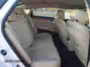 2015 Hyundai Genesis 3.8L z VIN KMHGN4JE2FU025819, wystawiony jako Copart lot #81950194 z przebiegiem 42 259 mil mil oraz Szkoda całkowita • Salvage title. Historia ofert i sprzedaży dostępna na DreamBid. Obrazek 10.