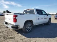 ✅ 2021 Chevrolet Silverado 1500 LT • VIN: 1GCUYDEDXMZ114747 • Lot: 72646344. Wystawiony na Copart z przebiegiem 75 273 mil. Bezpłatny archiwum sprzedaży aukcyjnych z USA i szczegółowy raport historii pojazdu na DreamBid. Zdjęcie 3.