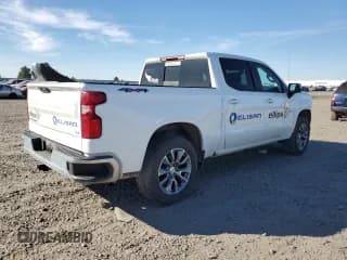 ✅ 2021 Chevrolet Silverado 1500 LT • VIN: 1GCUYDEDXMZ114747 • Lot: 72646344. Wystawiony na Copart z przebiegiem 75 273 mil. Bezpłatny archiwum sprzedaży aukcyjnych z USA i szczegółowy raport historii pojazdu na DreamBid. Zdjęcie 3.