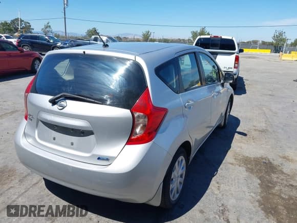 ✅ 2014 Nissan Note SV • VIN: 3N1CE2CP4EL395249 • Lot: 42991386. Listed on IAAI with 221,677 mi. Free auction sales archive from the USA and detailed vehicle history report at DreamBid. Image 4.