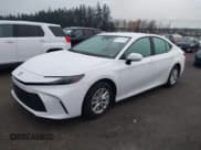 ✅ 2025 Toyota Camry SE • VIN: 4T1DAACK1SU154595 • Лот: 43839122. Опубликован ранее на IAAI с пробегом 15 480 миль. Бесплатный доступ к архиву аукционных продаж из США и подробный отчёт об истории автомобиля на DreamBid. Изображение 22.
