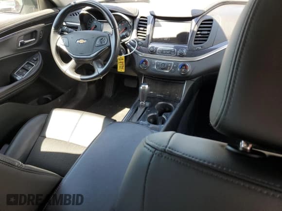 ✅ 2017 Chevrolet Impala LT • VIN: 2G1105S39H9135092 • Лот: 52751264. Опубликован ранее на Copart с пробегом 46 518 миль. Бесплатный доступ к архиву аукционных продаж из США и подробный отчёт об истории автомобиля на DreamBid. Изображение 8.