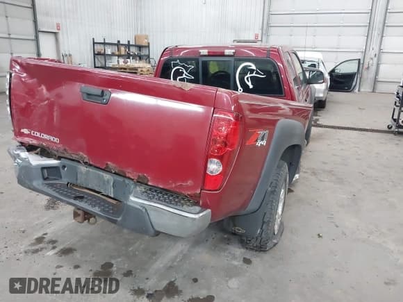 ✅ 2004 Chevrolet Colorado Z85 • VIN: 1GCDT198448144570 • Лот: 42581195. Опубликован ранее на IAAI с пробегом 278 672 миль. Бесплатный доступ к архиву аукционных продаж из США и подробный отчёт об истории автомобиля на DreamBid. Изображение 4.