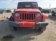 ✅ 2018 Jeep Wrangler Unlimited Sahara • VIN: 1C4HJWEG1JL919160 • Lot: 82678335. Wystawiony na Copart z przebiegiem 151 773 mil. Bezpłatny archiwum sprzedaży aukcyjnych z USA i szczegółowy raport historii pojazdu na DreamBid. Zdjęcie 5.