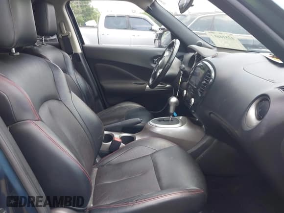 ✅ 2011 Nissan Juke SL • VIN: JN8AF5MV4BT020117 • Lot: 42516697. Listed on IAAI with 113,371 mi. Free auction sales archive from the USA and detailed vehicle history report at DreamBid. Image 5.