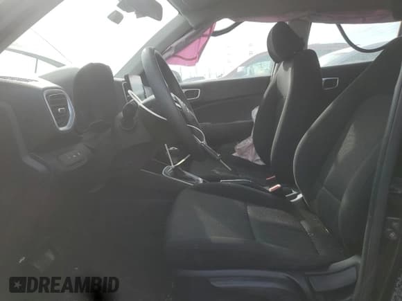 ✅ 2020 Hyundai Venue SE • VIN: KMHRB8A38LU017646 • Lot: 42827775. Listed on Copart with 73,730 mi. Free auction sales archive from the USA and detailed vehicle history report at DreamBid. Image 7.