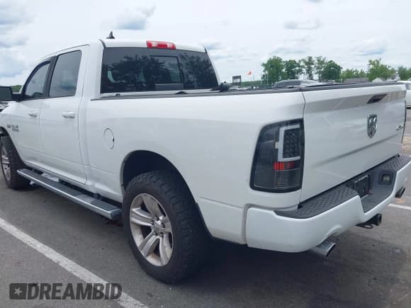 ✅ 2015 Ram 1500 Sport • VIN: 1C6RR7UT9FS719326 • Lot: 42349197. Listed on IAAI with 156,189 mi. Free auction sales archive from the USA and detailed vehicle history report at DreamBid. Image 3.