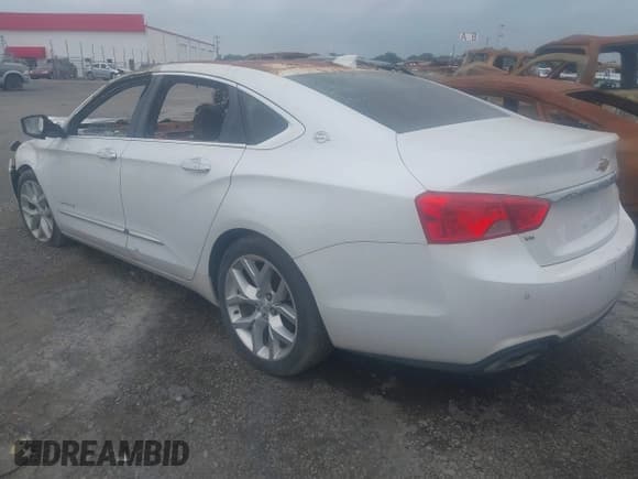 ✅ 2015 Chevrolet Impala LTZ • VIN: 1G1165S30FU115439 • Lot: 42165649. Wystawiony na IAAI z przebiegiem Nie podano. Bezpłatny archiwum sprzedaży aukcyjnych z USA i szczegółowy raport historii pojazdu na DreamBid. Zdjęcie 3.