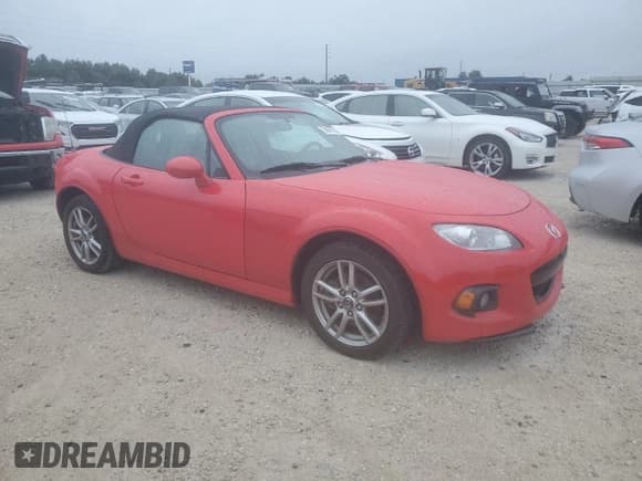 ✅ 2015 Mazda MX-5 Miata Sport • VIN: JM1NC2JF2F0240641 • Lot: 74878714. Wystawiony na Copart z przebiegiem Nie podano. Bezpłatny archiwum sprzedaży aukcyjnych z USA i szczegółowy raport historii pojazdu na DreamBid. Zdjęcie 4.