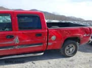 ✅ 2006 Chevrolet Silverado 2500HD LT3 • VIN: 1GCHK23D46F270846 • Lot: 41395200. Wystawiony na IAAI z przebiegiem 213 315 mil. Bezpłatny archiwum sprzedaży aukcyjnych z USA i szczegółowy raport historii pojazdu na DreamBid. Zdjęcie 15.