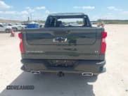 ✅ 2025 Chevrolet Silverado 1500 LT Trail Boss • VIN: 3GCUKFE87SG162686 • Lot: 43103112. Wystawiony na IAAI z przebiegiem 4 269 mil. Bezpłatny archiwum sprzedaży aukcyjnych z USA i szczegółowy raport historii pojazdu na DreamBid. Zdjęcie 15.