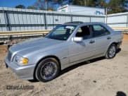✅ 1999 Mercedes-Benz C 230/260/280/320 • VIN: WDBHA29G3XA678028 • Лот: 82606675. Опубликован ранее на Copart с пробегом 246 136 миль. Бесплатный доступ к архиву аукционных продаж из США и подробный отчёт об истории автомобиля на DreamBid. Изображение 1.
