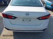 ✅ 2024 Nissan Altima S • VIN: 1N4BL4BVXRN363234 • Lot: 42786478. Wystawiony na IAAI z przebiegiem 38 428 mil. Bezpłatny archiwum sprzedaży aukcyjnych z USA i szczegółowy raport historii pojazdu na DreamBid. Zdjęcie 16.