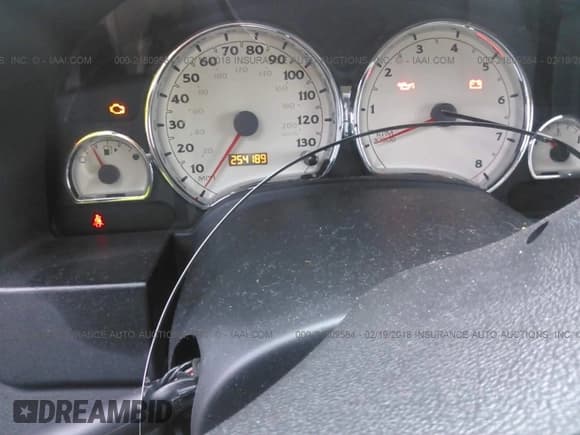 ✅ 2006 Saturn VUE • VIN: 5GZCZ33D76S892875 • Lot: 21809584. Wystawiony na IAAI z przebiegiem 254 189 mil. Bezpłatny archiwum sprzedaży aukcyjnych z USA i szczegółowy raport historii pojazdu na DreamBid. Zdjęcie 7.