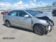 ✅ 2017 Toyota Camry XLE • VIN: 4T1BF1FK1HU347519 • Lot: 81109775. Wystawiony na Copart z przebiegiem Nie podano. Bezpłatny archiwum sprzedaży aukcyjnych z USA i szczegółowy raport historii pojazdu na DreamBid. Zdjęcie 4.