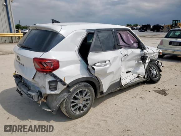 ✅ 2020 Hyundai Venue SE • VIN: KMHRB8A30LU048812 • Lot: 54620225. Listed on Copart with 162,702 mi. Free auction sales archive from the USA and detailed vehicle history report at DreamBid. Image 3.