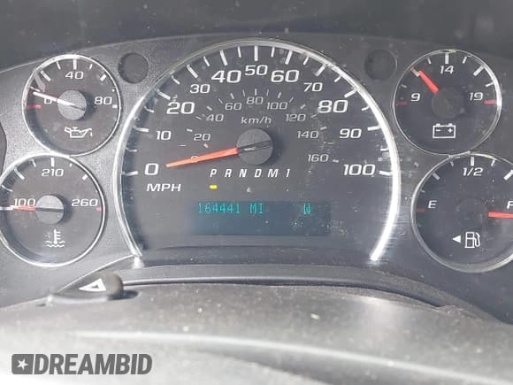 ✅ 2016 GMC Savana Cargo • VIN: 1GTW7AFF8G1194935 • Лот: 41843488. Опубликован ранее на IAAI с пробегом 164 441 миль. Бесплатный доступ к архиву аукционных продаж из США и подробный отчёт об истории автомобиля на DreamBid. Изображение 7.