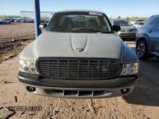 ✅ 1997 Dodge Dakota • VIN: 1B7FL26X9VS139735 • Lot: 55270635. Wystawiony na Copart z przebiegiem 163 867 mil. Bezpłatny archiwum sprzedaży aukcyjnych z USA i szczegółowy raport historii pojazdu na DreamBid. Zdjęcie 5.