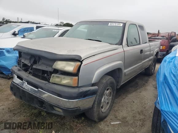 ✅ 2004 Chevrolet Silverado 1500 Z71 • VIN: 1GCEK19T44E331837 • Lot: 82479165. Listed on Copart with 411,608 mi. Free auction sales archive from the USA and detailed vehicle history report at DreamBid. Image 1.