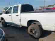 2006 Dodge 3500 SLT z VIN 3D7LX38C26G265439, wystawiony jako IAAI lot #42747687 z przebiegiem 130 340 mil mil oraz . Historia ofert i sprzedaży dostępna na DreamBid. Obrazek 14.