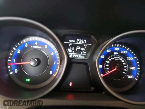 ✅ 2015 Hyundai Elantra SE • VIN: KMHDH4AE8FU388068 • Lot: 67797315. Listed on Copart with 214,436 mi. Free auction sales archive from the USA and detailed vehicle history report at DreamBid. Image 9.