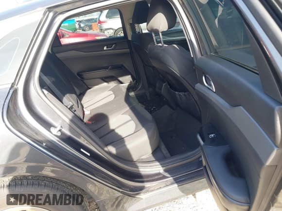 ✅ 2022 Kia K5 LXS • VIN: 5XXG14J20NG087035 • Лот: 41341109. Опубликован ранее на IAAI с пробегом 35 688 миль. Бесплатный доступ к архиву аукционных продаж из США и подробный отчёт об истории автомобиля на DreamBid. Изображение 8.