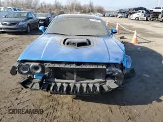 ✅ 2018 Dodge Challenger R/T Scat Pack • VIN: 2C3CDZFJ3JH305225 • Lot: 81136193. Wystawiony na Copart z przebiegiem 26 049 mil. Bezpłatny archiwum sprzedaży aukcyjnych z USA i szczegółowy raport historii pojazdu na DreamBid. Zdjęcie 5.