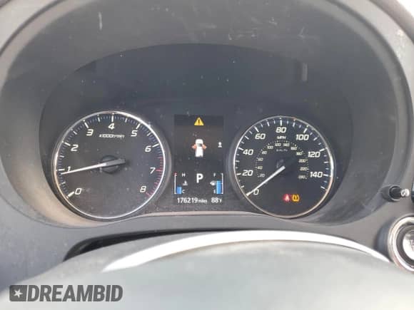 2018 Mitsubishi Outlander SE with VIN JA4AD3A34JJ002083, listed as a Copart auction lot 87060775 with 176,219 mi miles and Clean title. Bid and sale history available at DreamBid. Image 9.