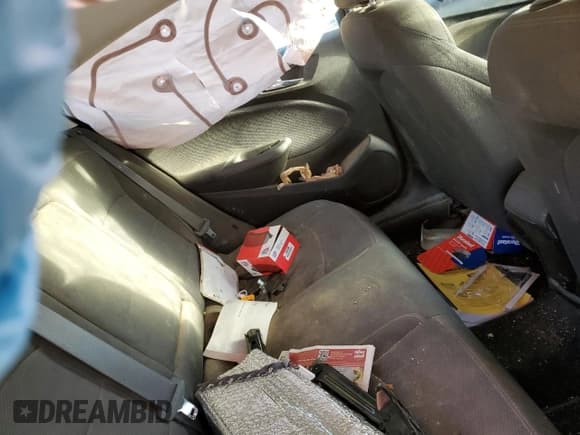 ✅ 2018 Chevrolet Cruze LT • VIN: 1G1BE5SM3J7109867 • Лот: 72389492. Опубликован ранее на Copart с пробегом 47 350 миль. Бесплатный доступ к архиву аукционных продаж из США и подробный отчёт об истории автомобиля на DreamBid. Изображение 10.