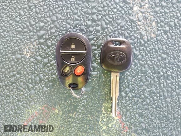 ✅ 2006 Toyota Avalon XLS • VIN: 4T1BK36B16U138902 • Lot: 43566489. Wystawiony na IAAI z przebiegiem 207 159 mil. Bezpłatny archiwum sprzedaży aukcyjnych z USA i szczegółowy raport historii pojazdu na DreamBid. Zdjęcie 11.