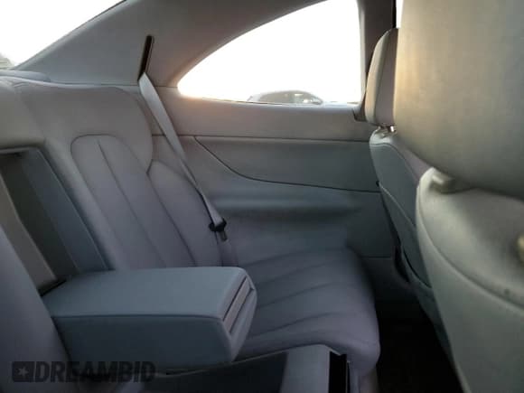 ✅ 2002 Mercedes-Benz CLK 320/430 • VIN: WDBLJ65GX2F199379 • Lot: 91311965. Wystawiony na Copart z przebiegiem 97 244 mil. Bezpłatny archiwum sprzedaży aukcyjnych z USA i szczegółowy raport historii pojazdu na DreamBid. Zdjęcie 10.