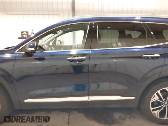 ✅ 2019 Hyundai Santa Fe Limited • VIN: 5NMS5CAA1KH130908 • Лот: 41680107. Опубликован ранее на IAAI с пробегом 44 830 миль. Бесплатный доступ к архиву аукционных продаж из США и подробный отчёт об истории автомобиля на DreamBid. Изображение 15.