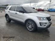 ✅ 2017 Ford Explorer Sport • VIN: 1FM5K8GT7HGA25782 • Lot: 90617815. Wystawiony na Copart z przebiegiem 237 027 mil. Bezpłatny archiwum sprzedaży aukcyjnych z USA i szczegółowy raport historii pojazdu na DreamBid. Zdjęcie 4.