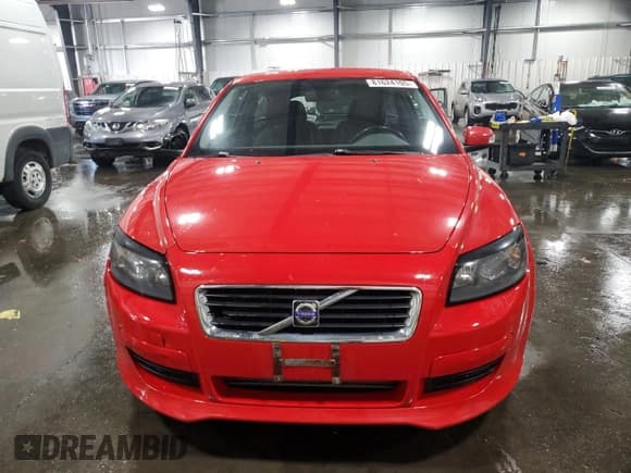 ✅ 2008 Volvo C30 Version 1.0 • VIN: YV1MK672X82062330 • Lot: 81624105. Wystawiony na Copart z przebiegiem 118 976 mil. Bezpłatny archiwum sprzedaży aukcyjnych z USA i szczegółowy raport historii pojazdu na DreamBid. Zdjęcie 5.