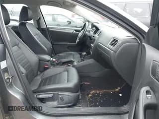 ✅ 2014 Volkswagen Jetta SEL • VIN: 3VWL17AJ6EM219010 • Lot: 43679154. Listed on IAAI with 188,532 mi. Free auction sales archive from the USA and detailed vehicle history report at DreamBid. Image 5.