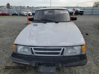 ✅ 1987 Saab 900 • VIN: YS3AK35D8H2020243 • Лот: 47843125. Опубликован ранее на Copart с пробегом 112 526 миль. Бесплатный доступ к архиву аукционных продаж из США и подробный отчёт об истории автомобиля на DreamBid. Изображение 5.