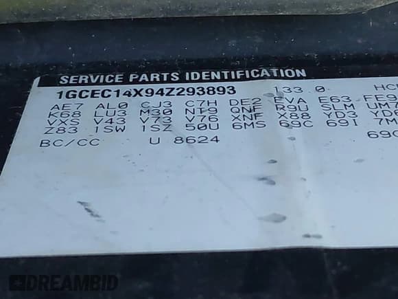 ✅ 2004 Chevrolet Silverado 1500 Work Truck • VIN: 1GCEC14X94Z293893 • Lot: 43321326. Wystawiony na IAAI z przebiegiem 174 845 mil. Bezpłatny archiwum sprzedaży aukcyjnych z USA i szczegółowy raport historii pojazdu na DreamBid. Zdjęcie 9.