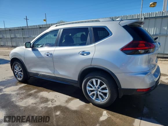 ✅ 2018 Nissan Rogue S • VIN: KNMAT2MV8JP592687 • Lot: 87475355. Listed on Copart with 60,016 mi. Free auction sales archive from the USA and detailed vehicle history report at DreamBid. Image 2.