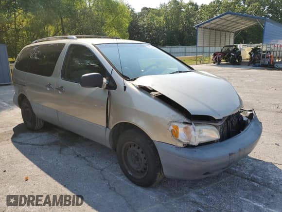 ✅ 2000 Toyota Sienna CE • VIN: 4T3ZF19C5YU286573 • Лот: 67614575. Опубликован ранее на Copart с пробегом 339 940 миль. Бесплатный доступ к архиву аукционных продаж из США и подробный отчёт об истории автомобиля на DreamBid. Изображение 4.