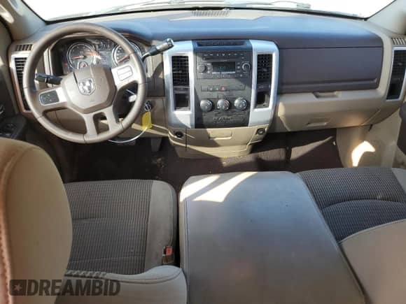 2009 Dodge 1500 SLT с VIN 1D3HB18P19S760094, выставлен на аукционе Copart как лот 82261944 с пробегом 122 424 миль миль и Списание • Salvage title. История ставок и продаж доступна на DreamBid. Изображение 8.