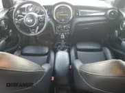 ✅ 2017 MINI Hardtop 4 Door Cooper S • VIN: WMWXU3C50H2D31690 • Lot: 86599104. Listed on Copart with 165,369 mi. Free auction sales archive from the USA and detailed vehicle history report at DreamBid. Image 8.